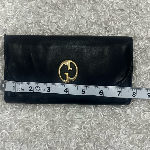 Gucci GG Leather Continental Wallet - Picture 8 of 9